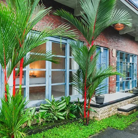 Ubud Brick House - Interior And Modern Comfort
